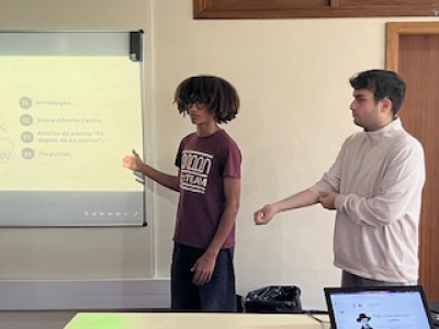 Trabalhos sobre Fernando Pessoa